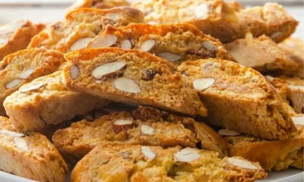 Authentic Tuscan almond cantucci recipe, traditional twice-baked cookies by Chef Carlotta in Florence
